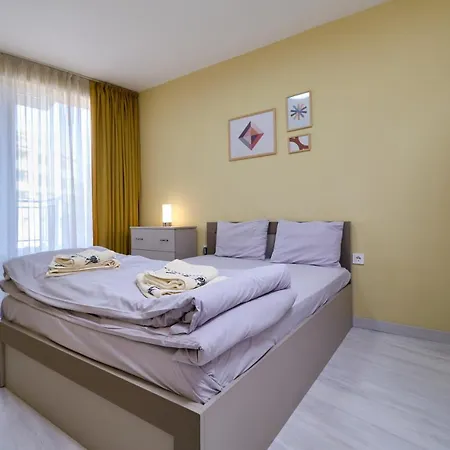 Cozy 1-bed 2 بلوفديف