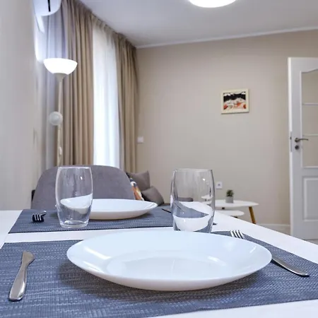 Cozy 1-bed 2 Apartment Plovdiv